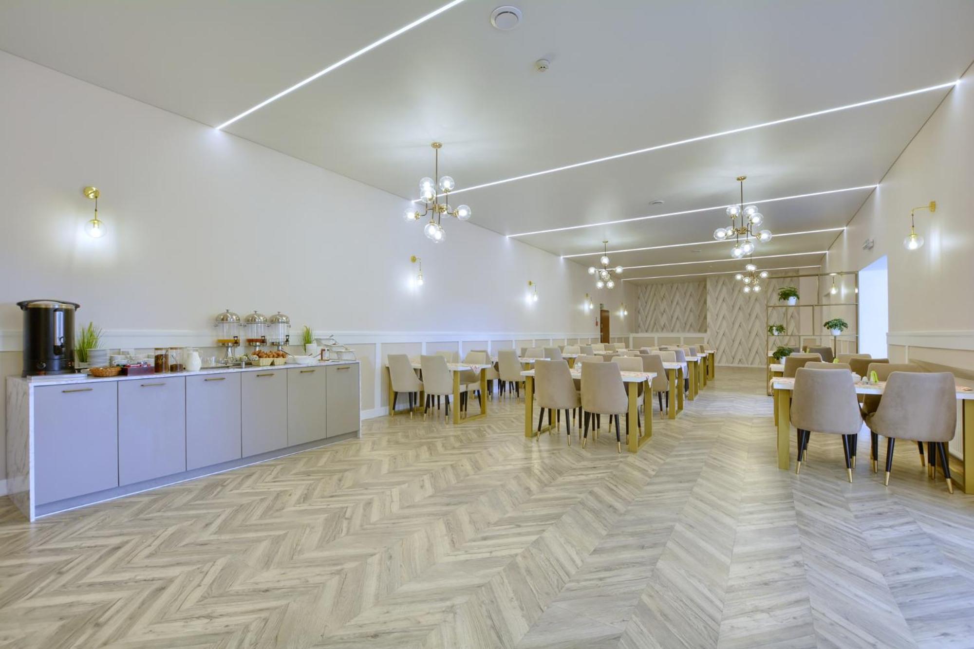Hotel Krysztal Świeradów-Zdrój Extérieur photo